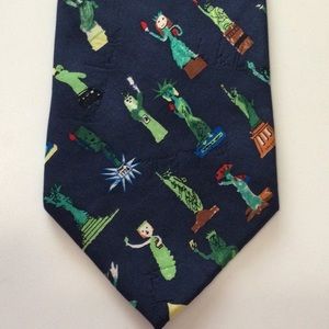 Nicole Miller men’s silk tie